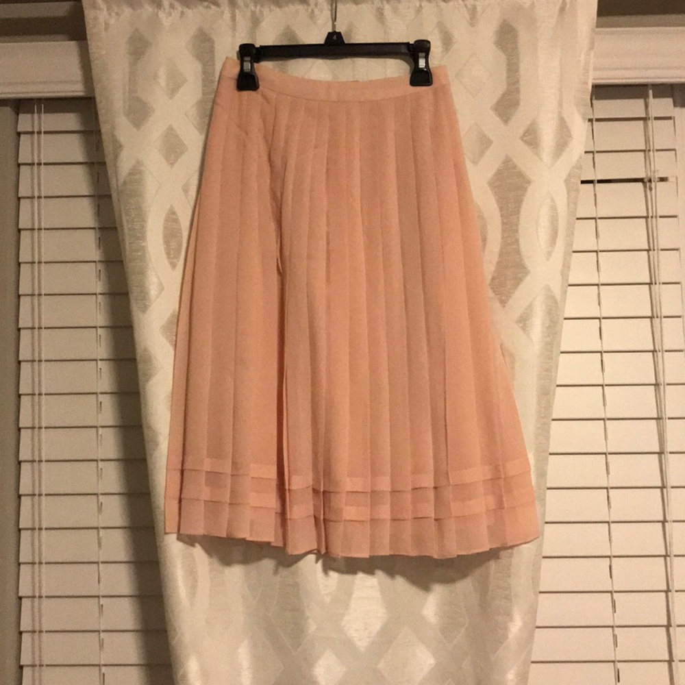 Ann Taylor blush skirt